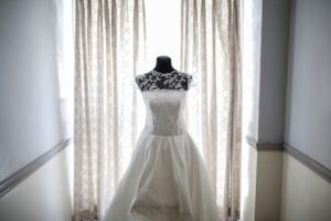 How to Use Technology to Help Find Your Dream Wedding Gown