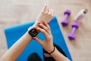 Level Up Your Workouts: How to Use Technology to Track Your Fitness